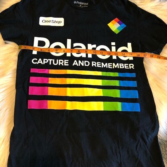 Polaroid Graphic T-Shirt Size small - Picture 5 of 6